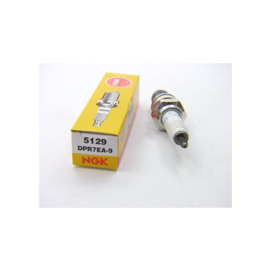 Service Moto Pieces|Bougie - NGK - DPR-7-EA-9 - (DPR7EA9)|Bougie|5,50 €