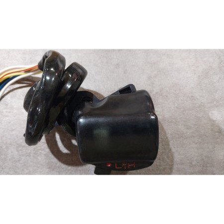 Comodo - Droit- CB250 K, CB350 K, CL350, (produit d'origine Honda)