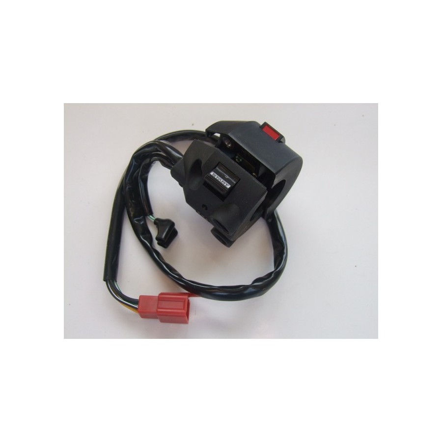 Service Moto Pieces|Comodo - Droit - (demarreur-phare-coupe circuit) - |comodo|130,00 €