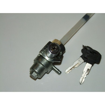 Reservoir - robinet essence - M16 x1.50 - Avec fermeture a clef